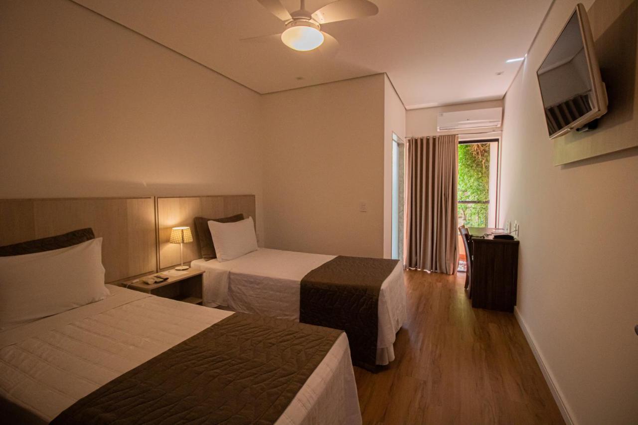 Prado Hotel アンパロ エクステリア 写真