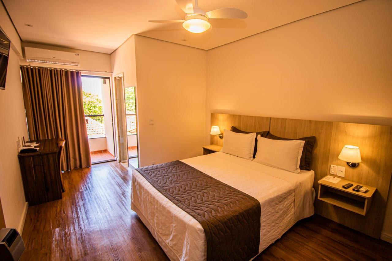 Prado Hotel アンパロ エクステリア 写真